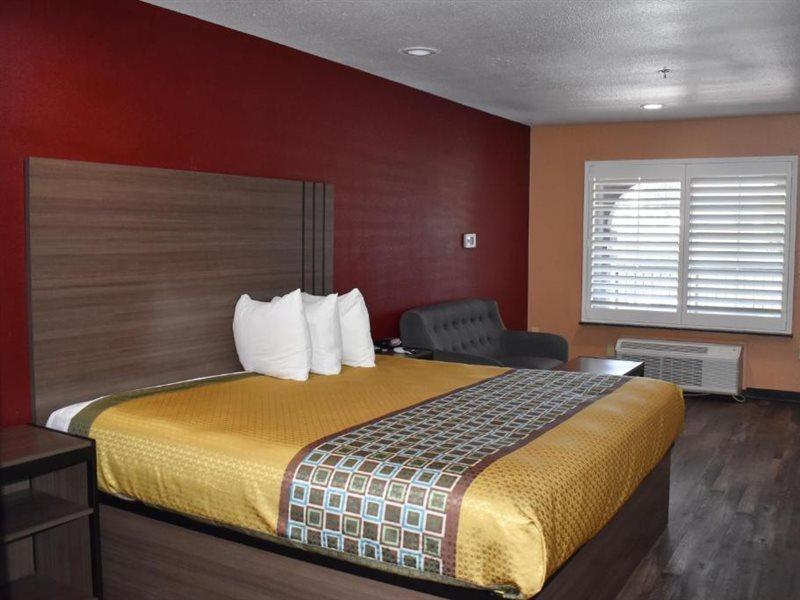 Baymont By Wyndham Manteca Otel Dış mekan fotoğraf