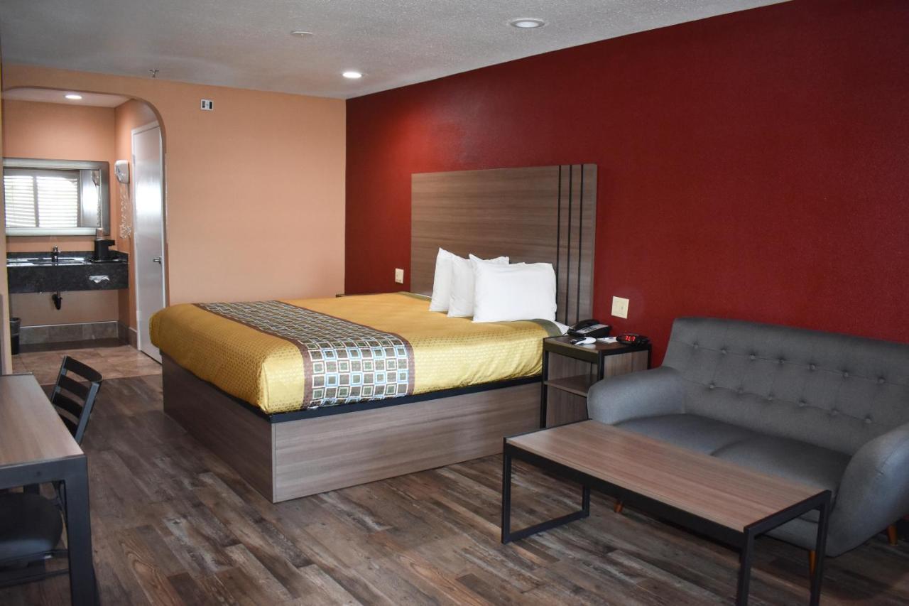 Baymont By Wyndham Manteca Otel Dış mekan fotoğraf
